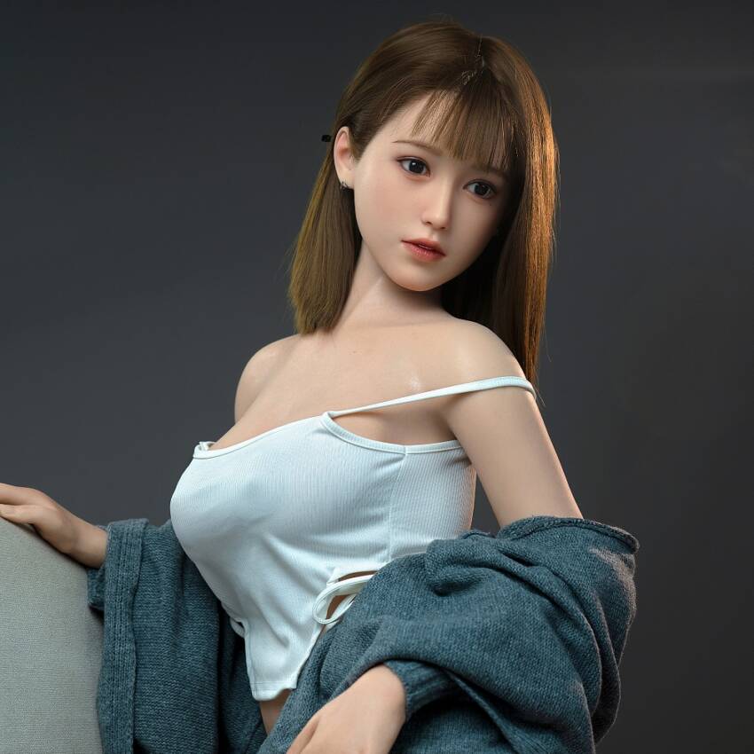 Free Shipping Realistic Love Dolls Lifelike Silicone TPE Material Saxy Xxx Girl Design for Men's Masturbation